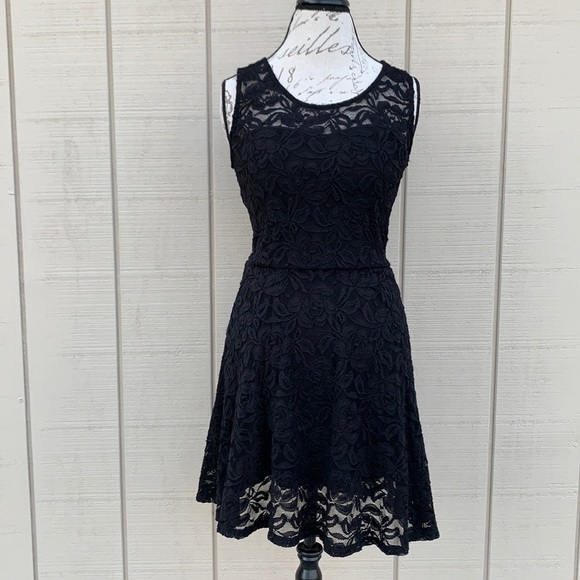 MATERIAL GIRL Lace Overlay Fit & Flare Dress - Picture 2 of 11